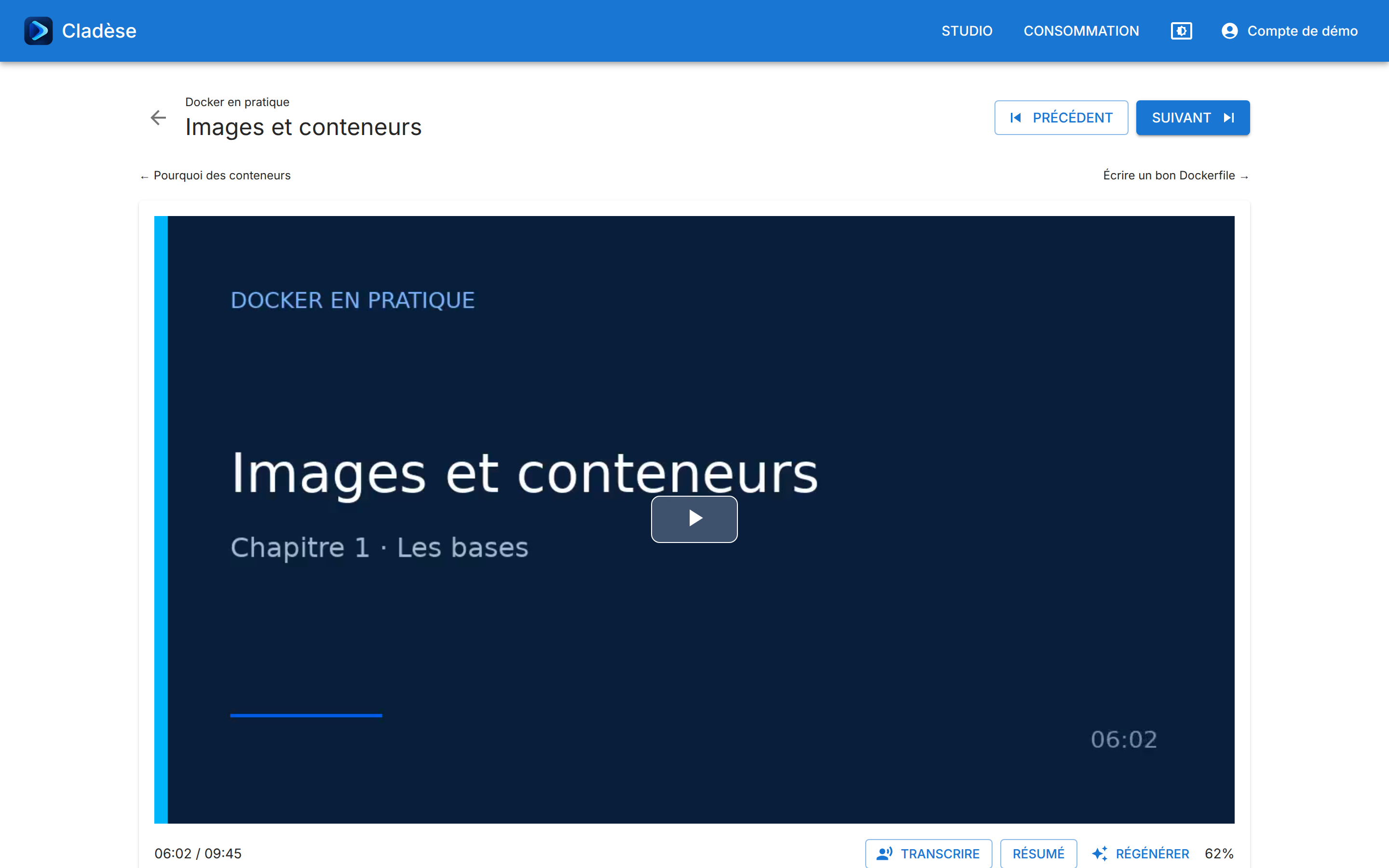 Lecteur vidéo avec navigation précédent / suivant, boutons Résumé et Régénérer, et onglets Notes et Documents.